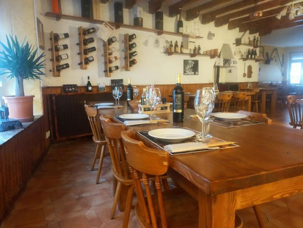 Locanda Da Tullio Capovalle Extérieur photo
